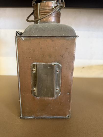 Originale lanterner fra 1922, par