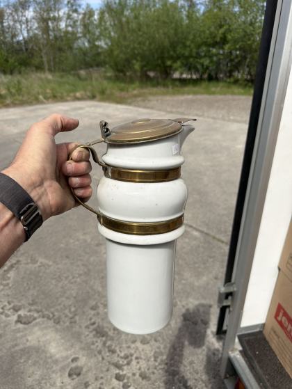 Antik kaffekande sæt med bakke i messing og porcelæn